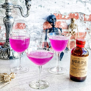 Love Potion Gimlet: A Magical Cocktail with El Guapo™ Floral Bitters